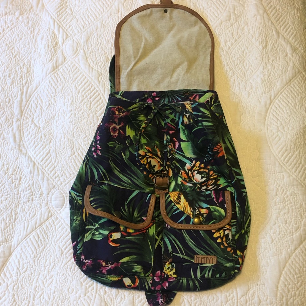 Tropical Backpack - Picture 4 of 11
